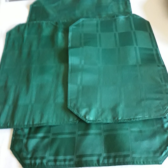 None Dining Green Placemats Poshmark